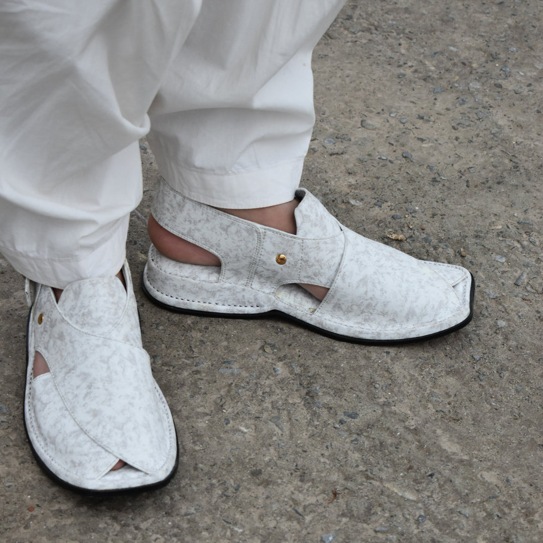 Pihno Golden Rose Zardari chappal