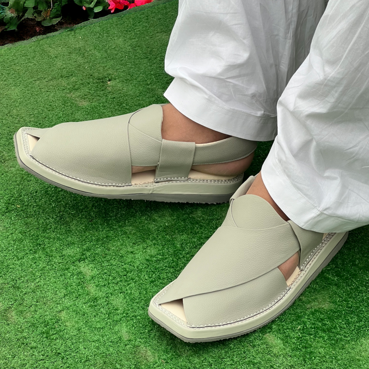 Kaptan Medicated Chappal Dotted White