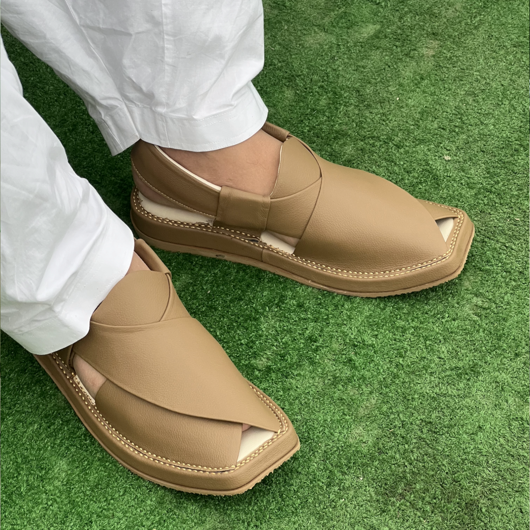 Kaptan Medicated Chappal Brown