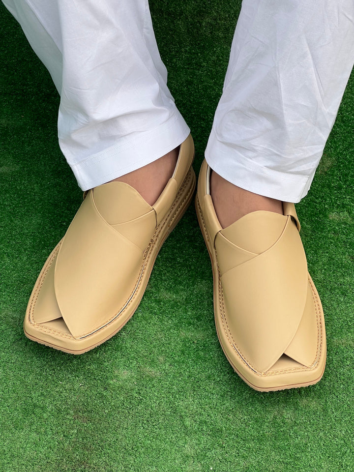 Kaptan Medicated Chappal Gold